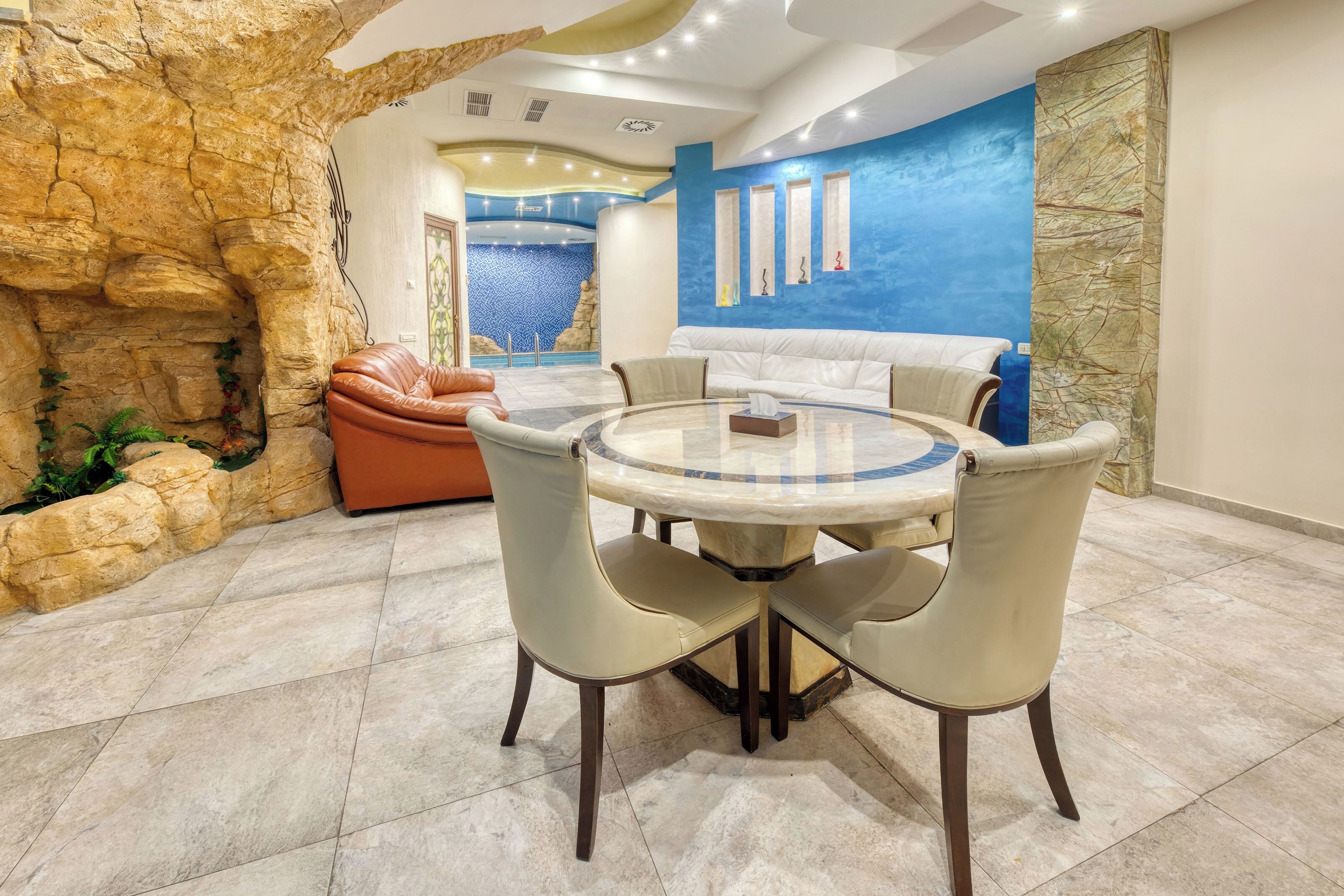 sauna, turkish bath/hammam