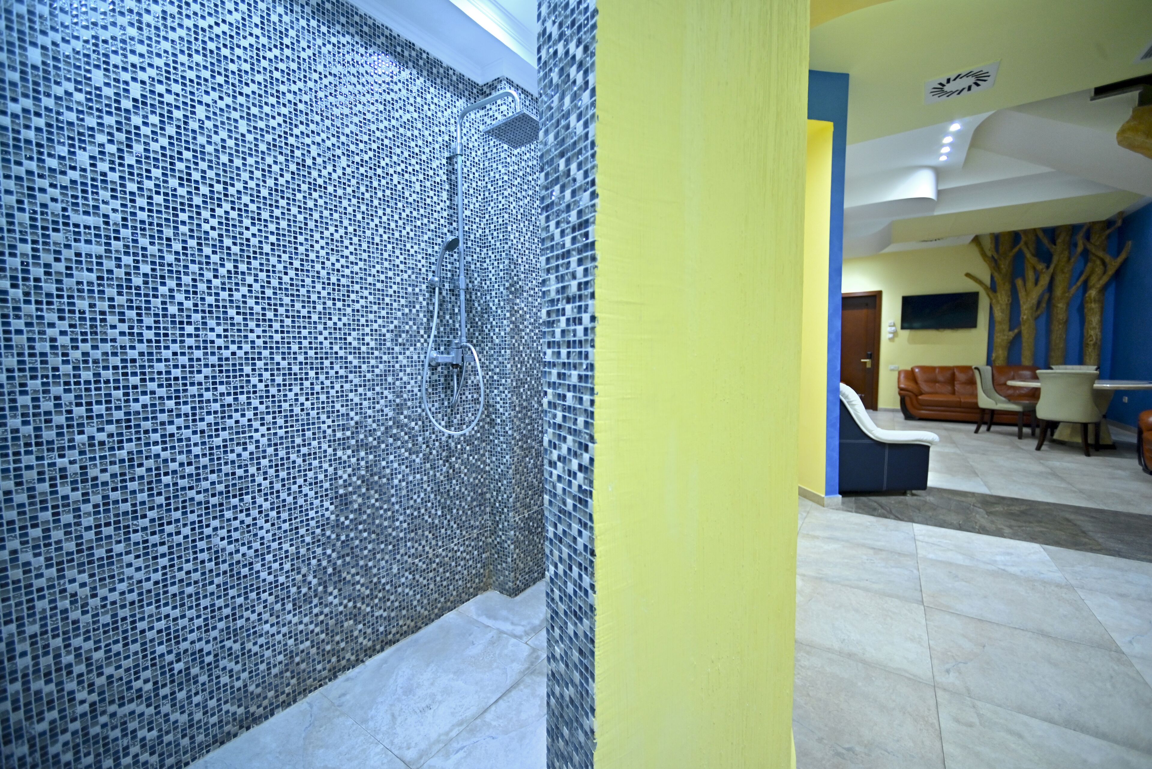 sauna, turkish bath/hammam