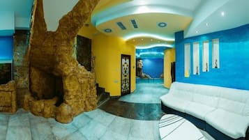 Sauna, Turkish bath/hammam