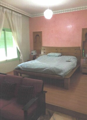 3 bedrooms, iron/ironing board, bed sheets - Villa Avec Piscine à Louer (Benslimane)