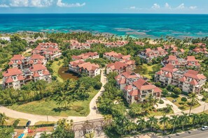 Exterior - Modern apartment with lake view in El Portillo QB (Las Terrenas)