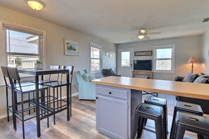 Interior - High Five: Classic OBX Escape Near the Beach (Kill Devil Hills)