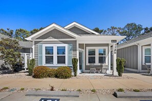 Exterior - BQ12A Beach Jewel * 10 Min Walk to Beach (Corolla)