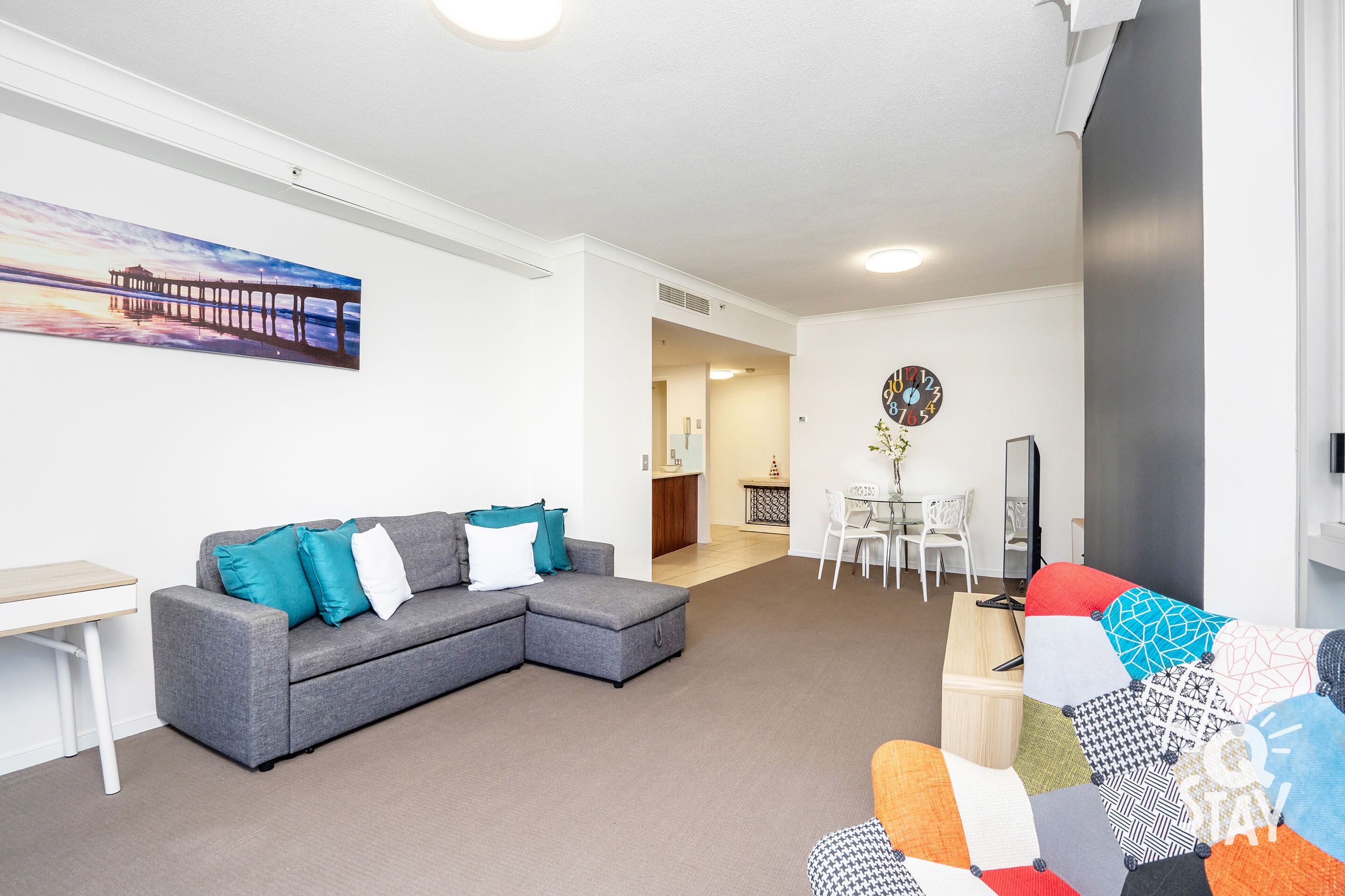 Chevron Rennaisance – 2 Bedroom 2 Bathroom — image 13
