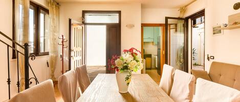 Villa | Private kitchen | Full-sized fridge, oven