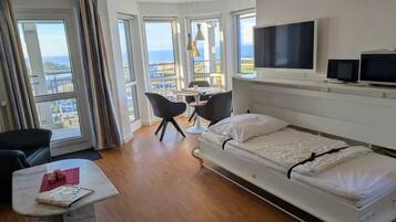 1 Schlafzimmer, BĂŒgeleisen/BĂŒgelbrett, Reisekinderbett, kostenloses WLAN