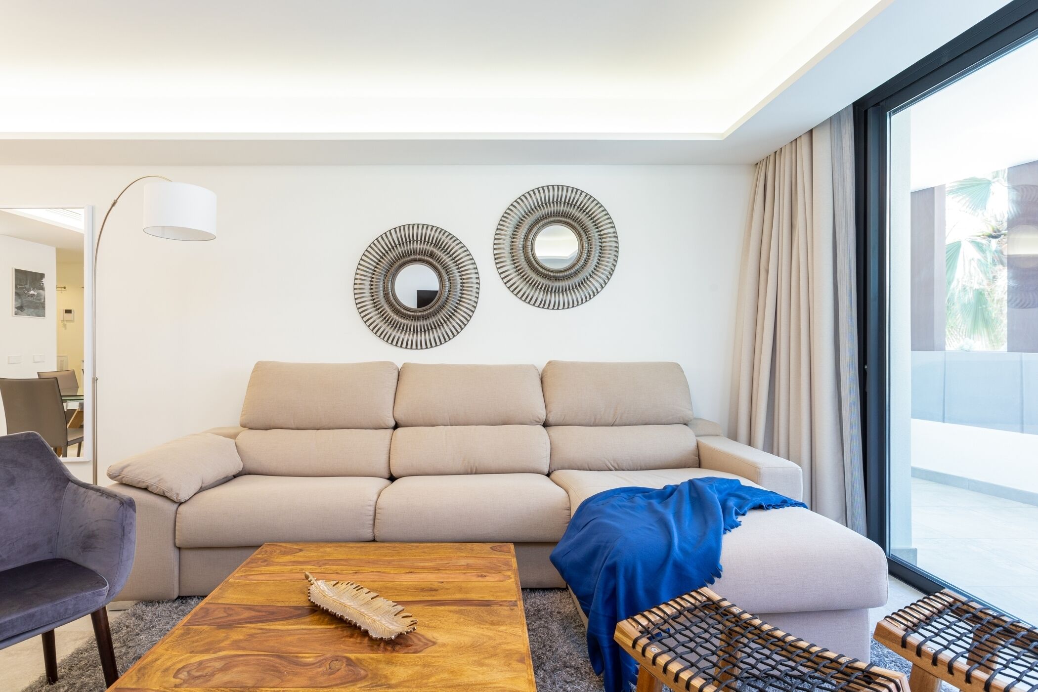 Blue Infinity Luxury Apartment by GHR Rentals