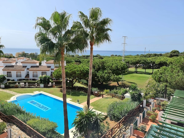 Outdoor pool - Beautiful house CABOPINO Golf, MARBELLA (Marbella)