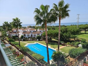 Outdoor pool - Beautiful house CABOPINO Golf, MARBELLA (Marbella)