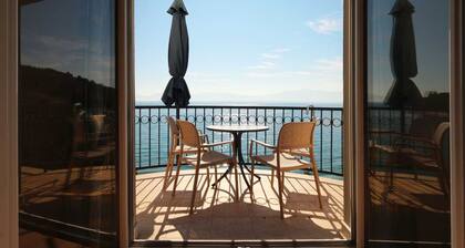 Double Comfortable Studio Sea View Apartment 25