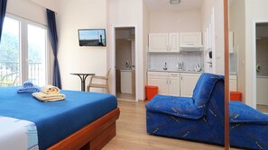1 bedroom, free WiFi, bed sheets