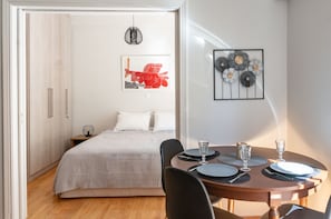 1 bedroom, WiFi, bed sheets - Plaka Central 1BR by JJ Hospitality (Athina)