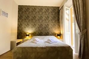 저자극성 침구, 미니바, 객실 내 금고, 각각 다른 스타일의 인테리어