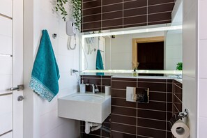 Ensemble douche/baignoire, baignoire Ă jets