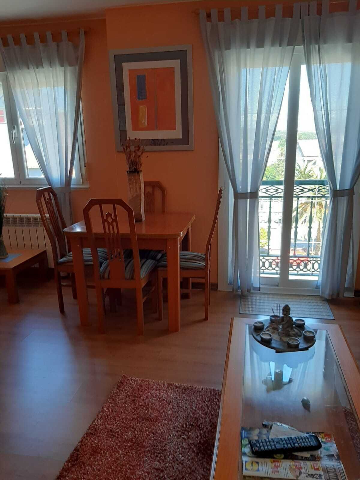 Duplex en el Centro de Carballo