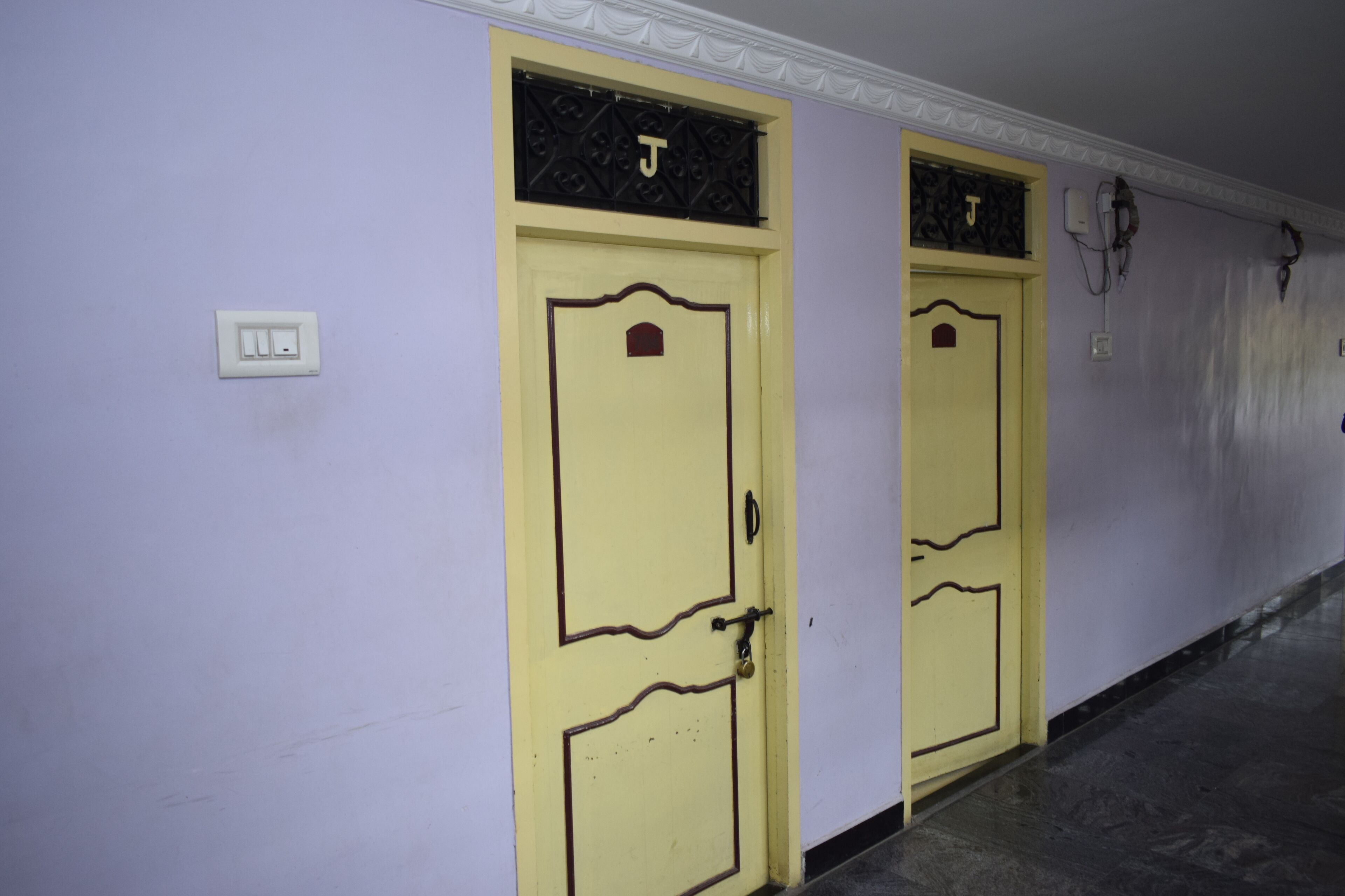 hypo-allergenic bedding, iron/ironing board, rollaway beds, bed sheets