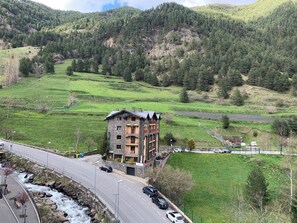 View from property - Apartamentos Vallnord 3000 (Arinsal)