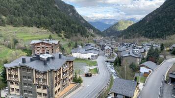 Basic-Studio | Blick auf die Berge