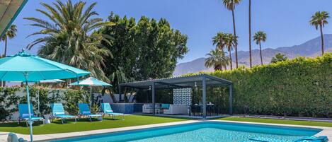 Opvarmet pool