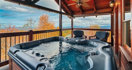Indoor Pool - MTN Views - Hot Tub - Fire Pit - Bears!