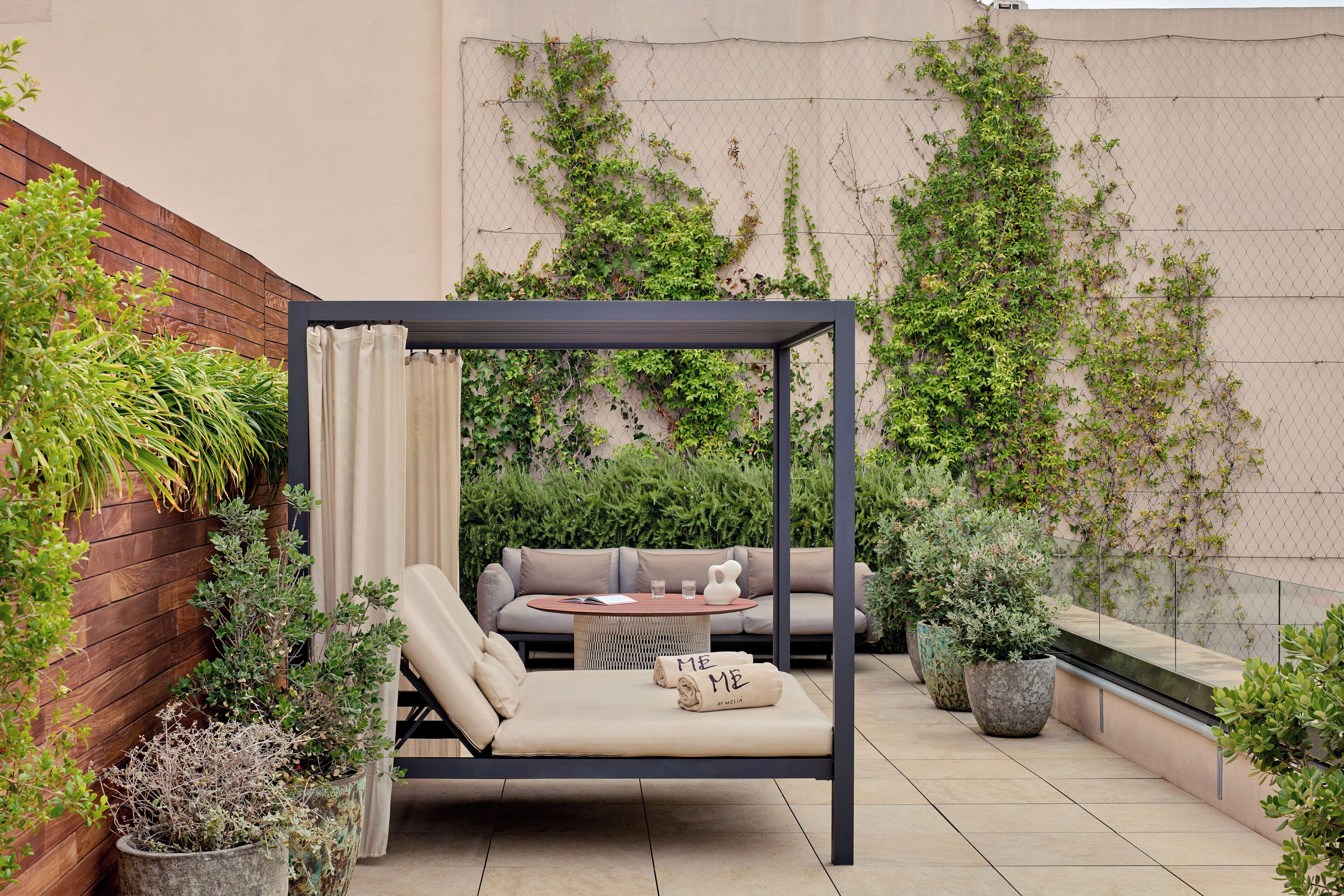 studio me + suite terrace & jacuzzi city view | 1 bedroom, premium bedding, minibar, in-room safe