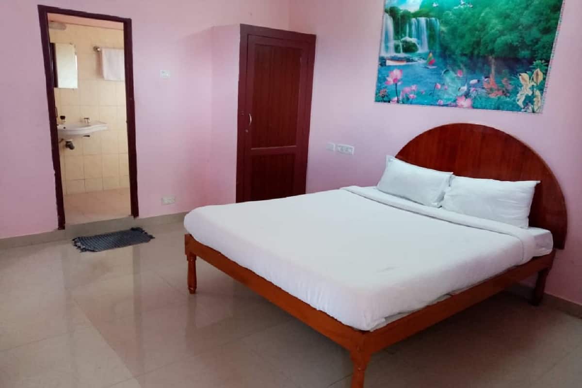 Premium bedding, rollaway beds, bed sheets