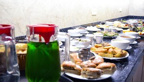 Gratis kontinental frukost på vardagar