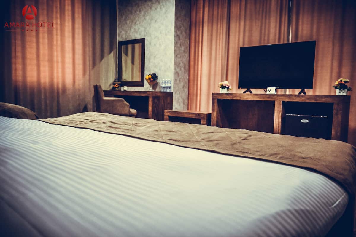 Standard Room | 1 bedroom, minibar, in-room safe, soundproofing