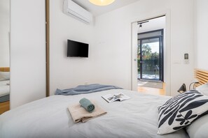 2 makuuhuonetta, silitysrauta/-lauta, Wi-Fi, vuodevaatteet