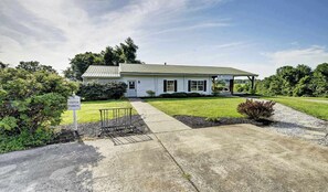 Exterior - Angels Envy 29 - A relaxing place by the lake! (Taylorsville)
