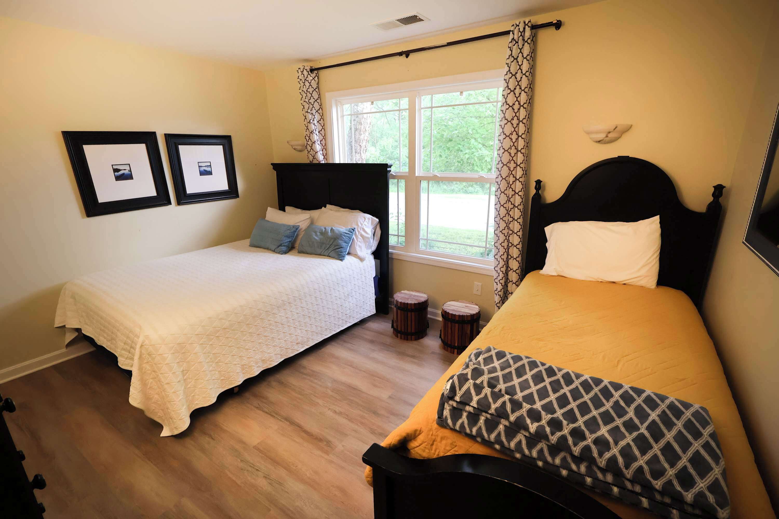 2 bedrooms, WiFi, bed sheets