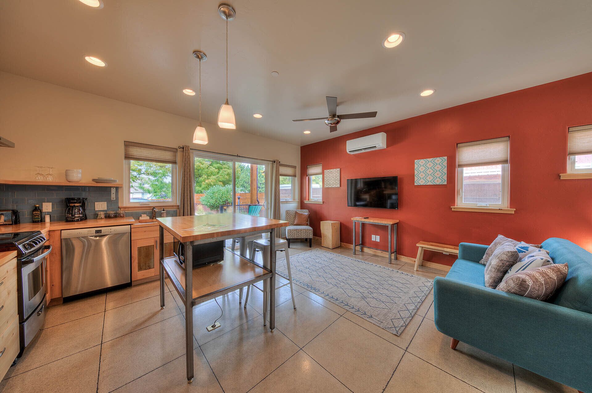 Casa Moab Complex * All 5 Casitas Together * Downtown Moab * Sleep 10 Total