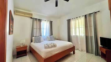 2 室のベッドルーム、アイロン / アイロン台、WiFi (無料)、ベッドシーツ