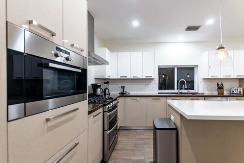 Cozy Villa | Grill | Mini Golf | Billiards | Pool