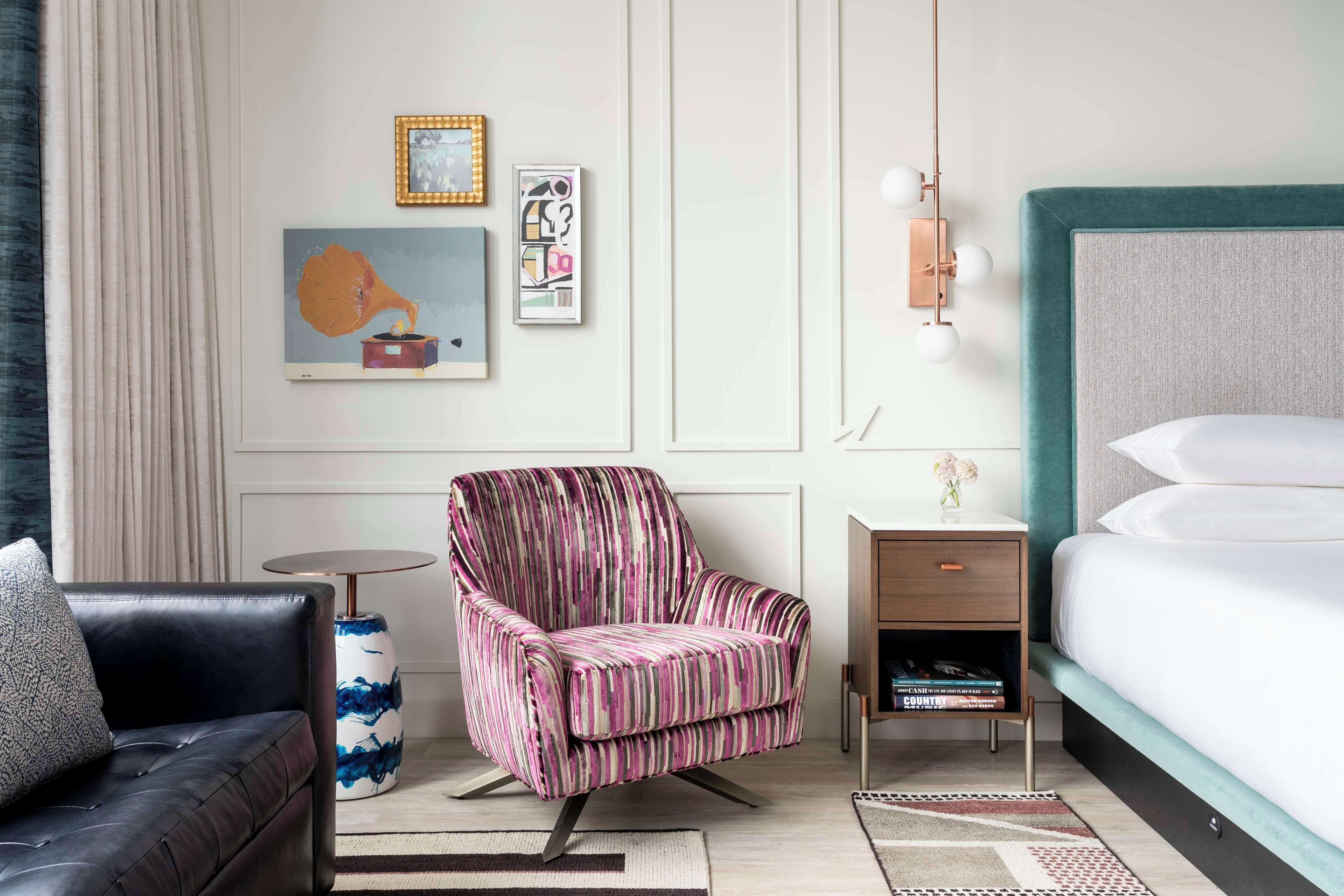 Premium bedding, in-room safe, desk, laptop workspace