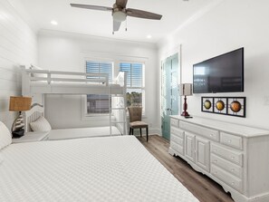 6 Schlafzimmer, Bügeleisen/Bügelbrett, kostenloses WLAN, Bettwäsche