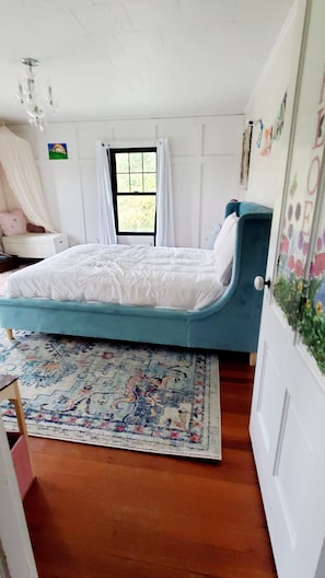 4 chambres, bureau, accès au Wi-Fi (inclus), literie fournie