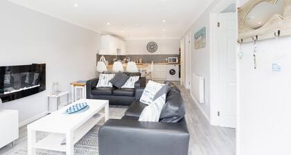 Captivating 2-bed Villa in Millendreath Near Looe