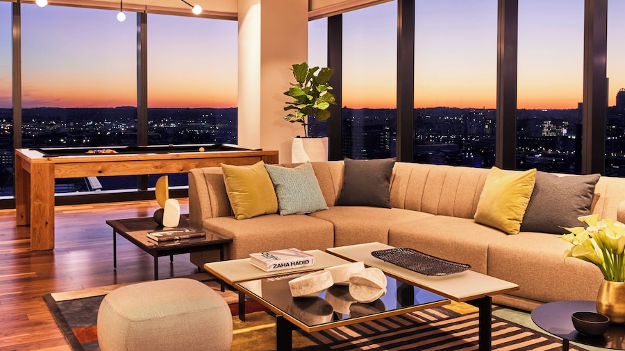 Omni Boston Hotel at the Seaport