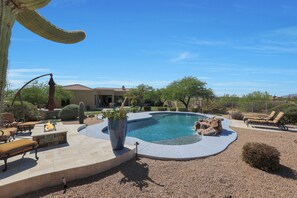 Udendørs pool, opvarmet pool