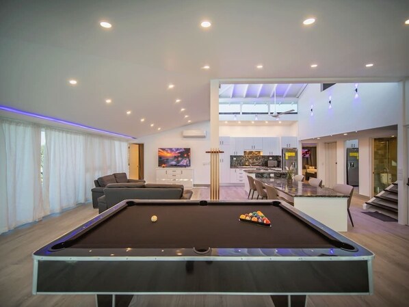 Games room - Luxury 3BR Penthouse, 300m from beach! (Sosúa)