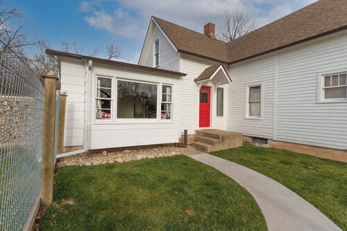 Swisher Farmhouse @ Granny Flats