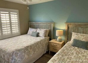 2 bedrooms, iron/ironing board, travel cot, free WiFi