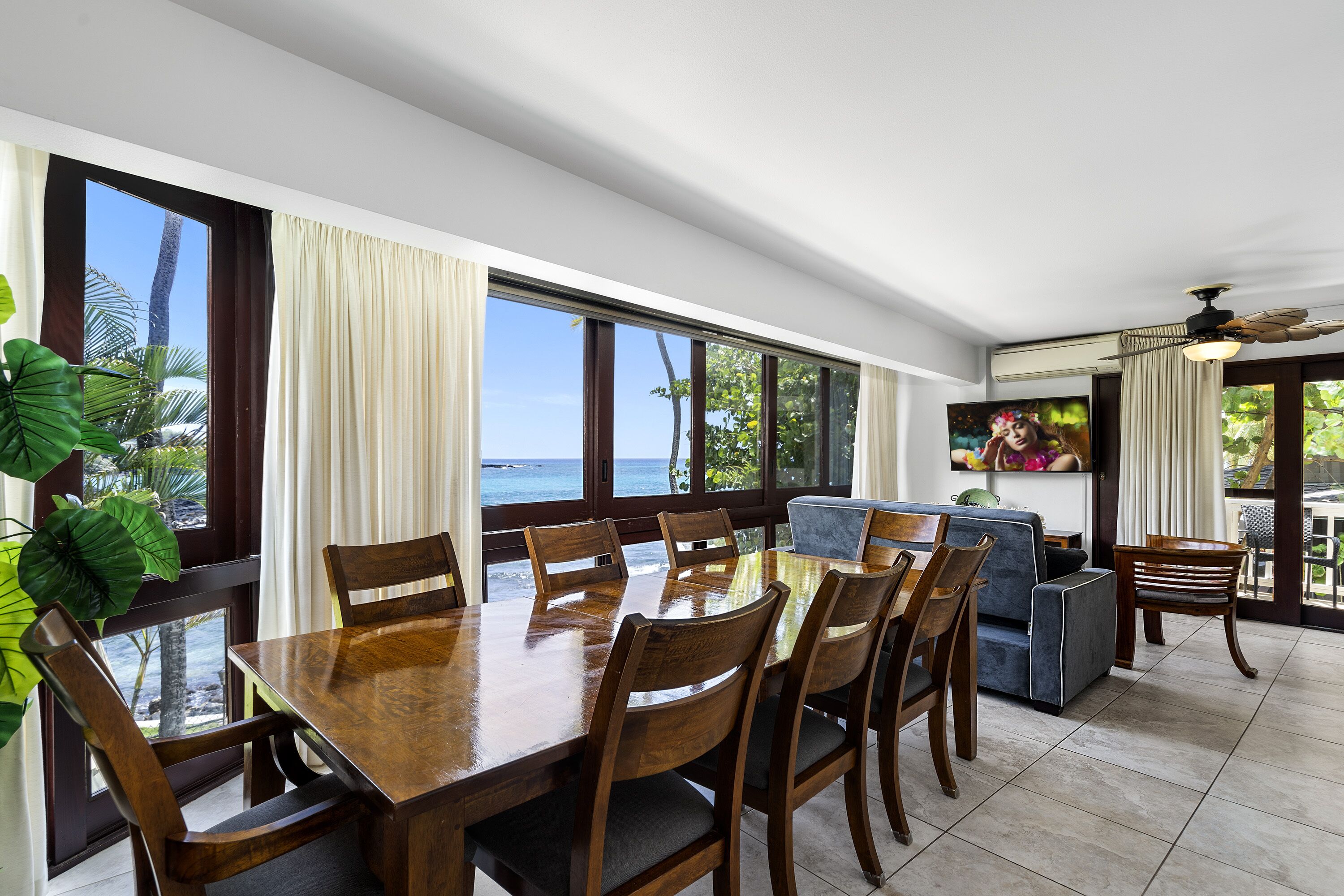 Private Oceanfront Home w/Pool, Spa & Elevator: Kona's Shangri La