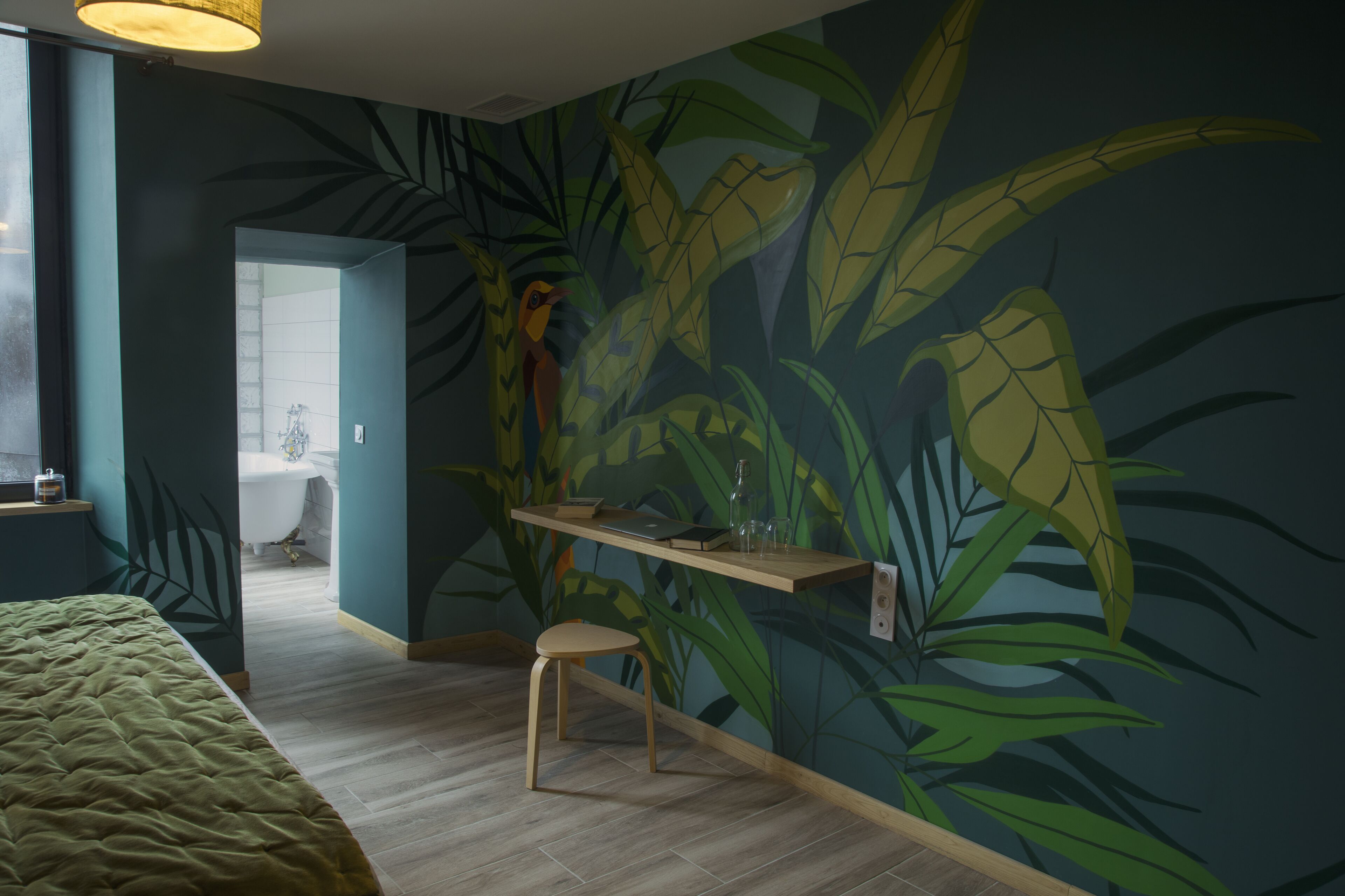 superior double room, ensuite, courtyard view