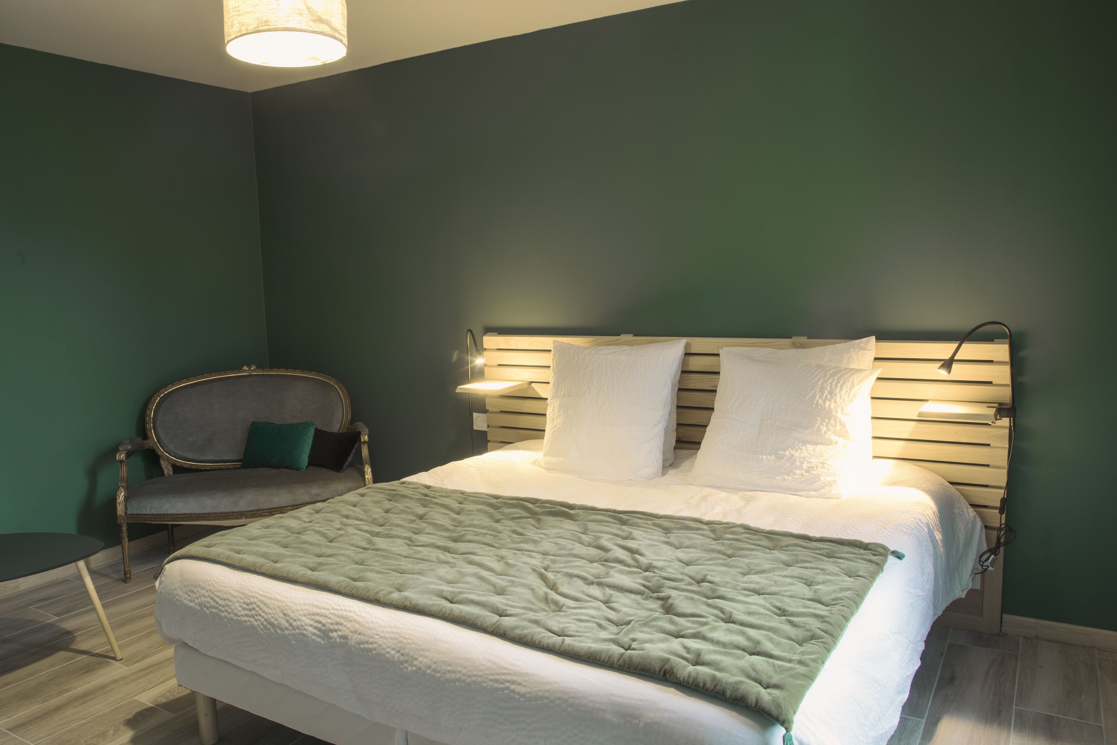 superior double room, ensuite, courtyard view