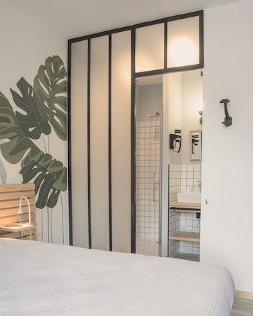 Quarto casal clássico, suíte | Banheiro. L'hôtel du Garage des Cevennes