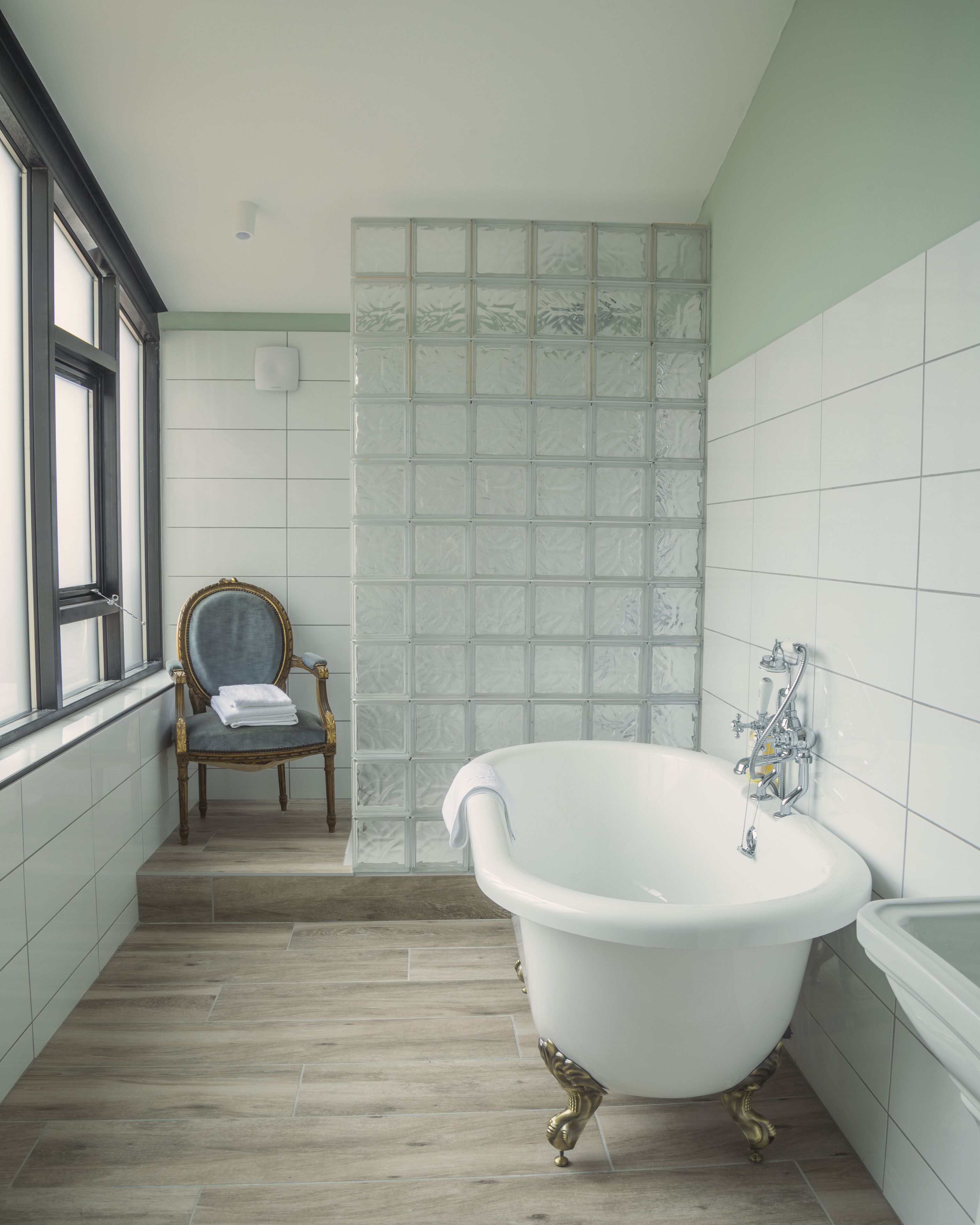 superior double room, ensuite, courtyard view