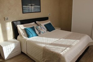 3 habitaciones, tabla de planchar con plancha y wifi gratis 