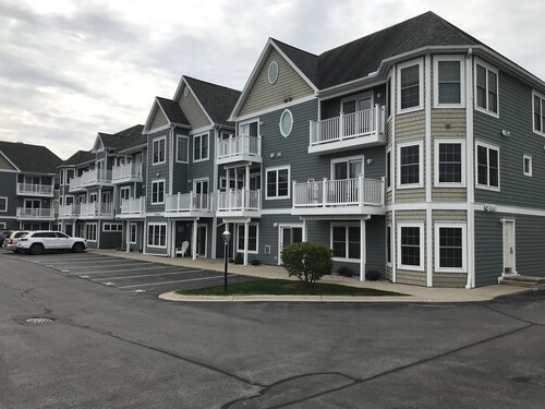 Bay View, Downtown Traverse City Condo